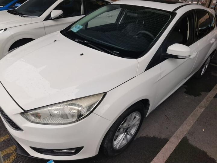 Focus 2018 Hatchback Classic 1.6L AT Fashion