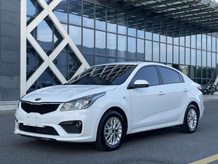 K2 2017 Sedan 1.4L AT GLS