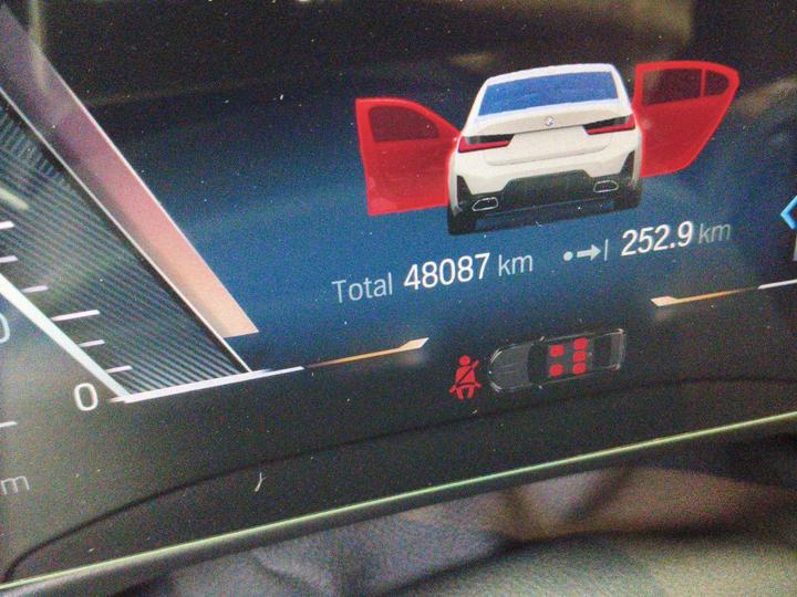 3 Series 2023 320Li M Sport Package photo 6