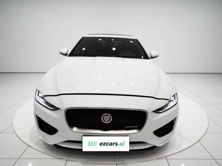 XEL 2020 2.0T 200PS R-DYNAMIC S Progressive Sport photo 2