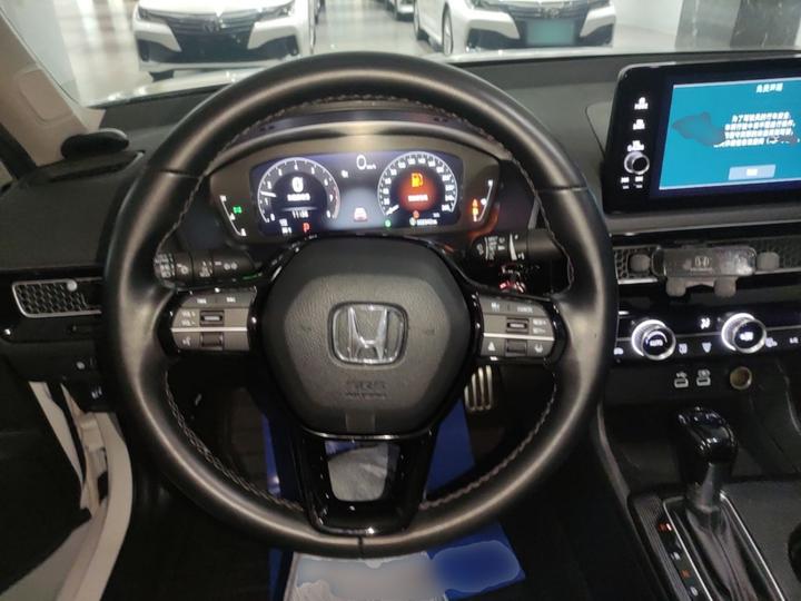 Integra 2023 240TURBO CVT Phantom Night Tech photo 2