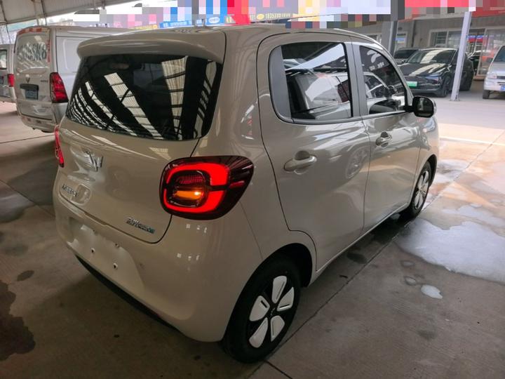 Hongguang MINIEV 2025 4th Gen 4-Door Advanced photo 4