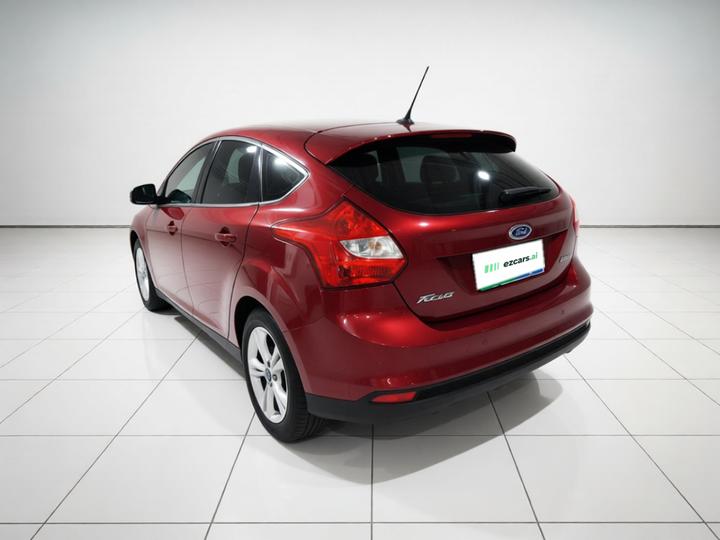 Focus 2012 Hatchback 1.6L AT photo 4