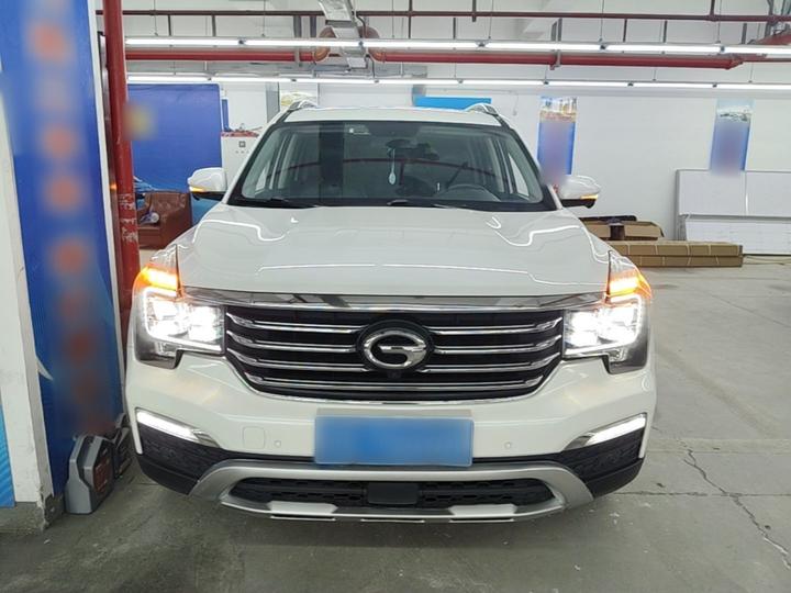 GAC Trumpchi GS8 2017 320T RWD Luxury Connected 7-Seater photo 2