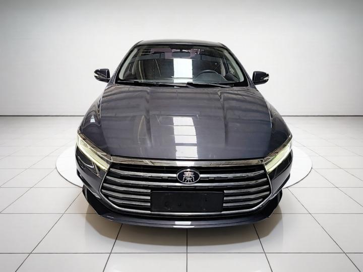 Qin 2019 1.5L MT Luxury photo 2