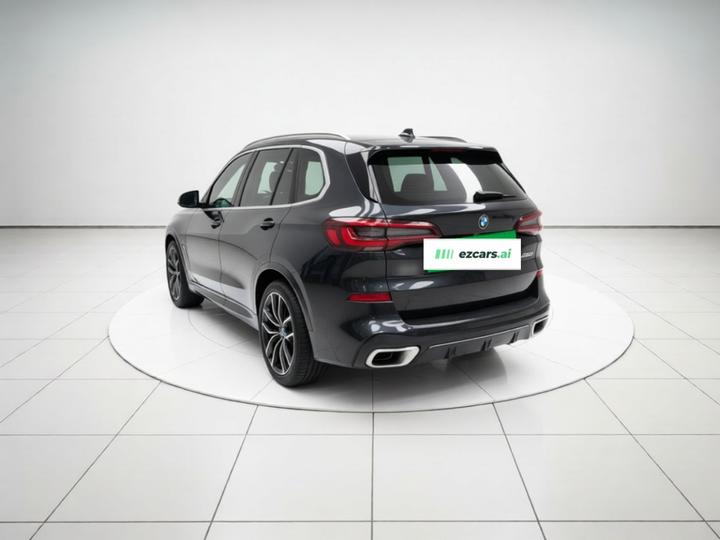 X5 2022 Facelift xDrive 40Li M Sport Package photo 5
