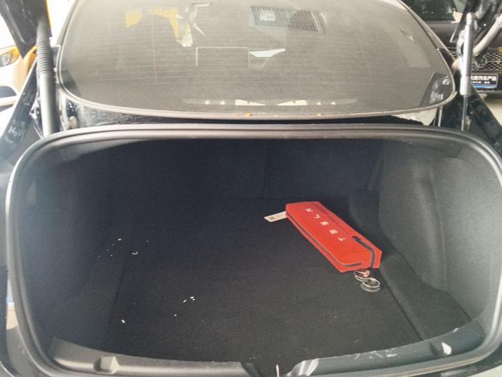 Model 3 2022 RWD photo 8