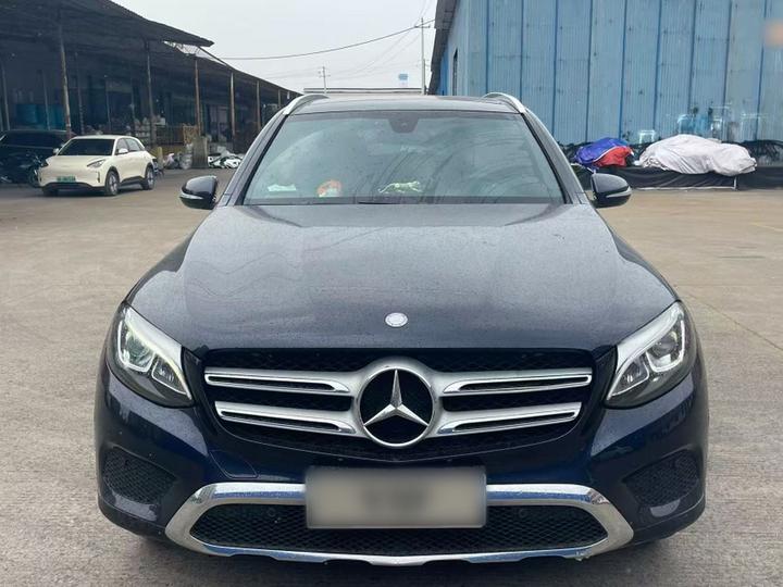 GLC 2016 GLC 200 4MATIC photo 2