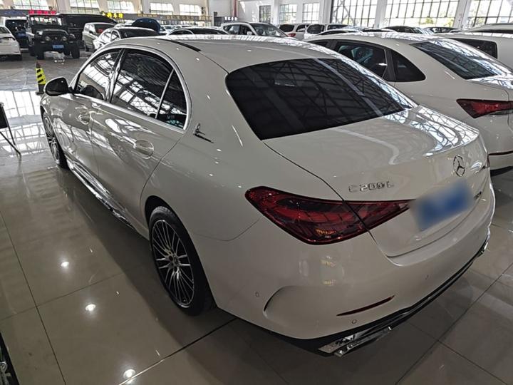 C-Class 2024 Facelift C 200 L Sport photo 4