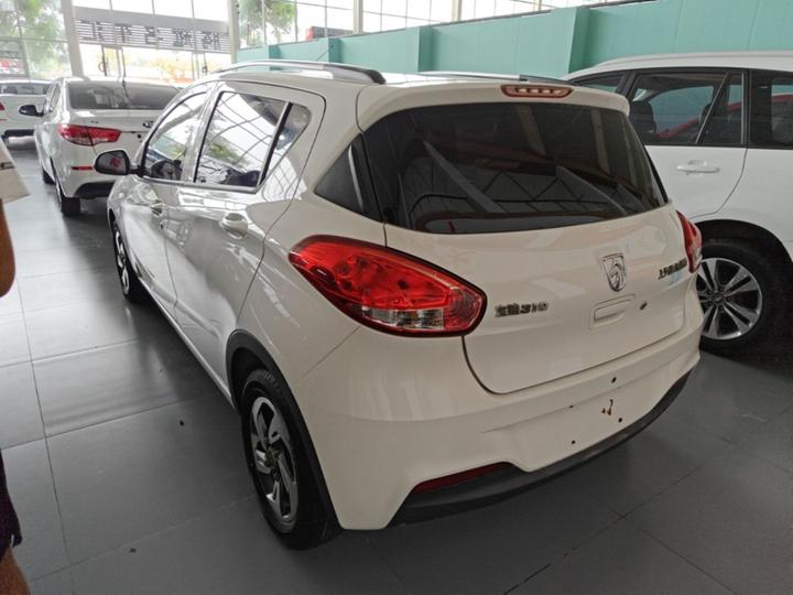 310 2016 1.2L MT Comfort photo 4