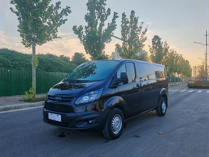 Transit 2020 2.0T Diesel Medium Wheelbase China VI