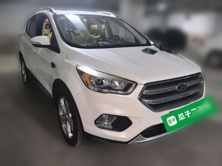Kuga 2017 EcoBoost 180 RWD photo 3
