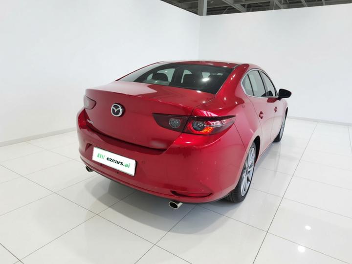 3 Axela 2022 2.0L AT photo 4