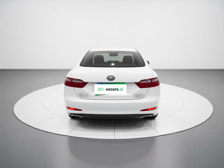 Bestune B70 2014 2.0L AT Luxury photo 5