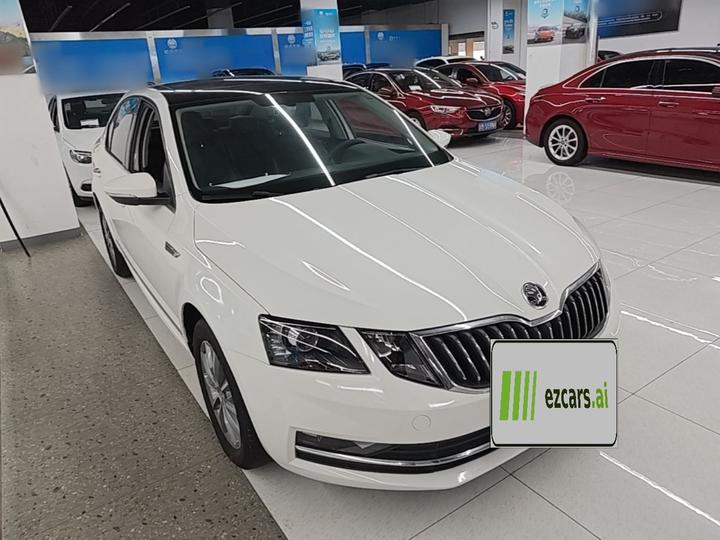 Octavia 2020 TSI230 DSG Luxury photo 3