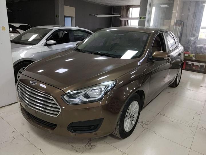 Escort 2017 Facelift 1.5L AT Comfort