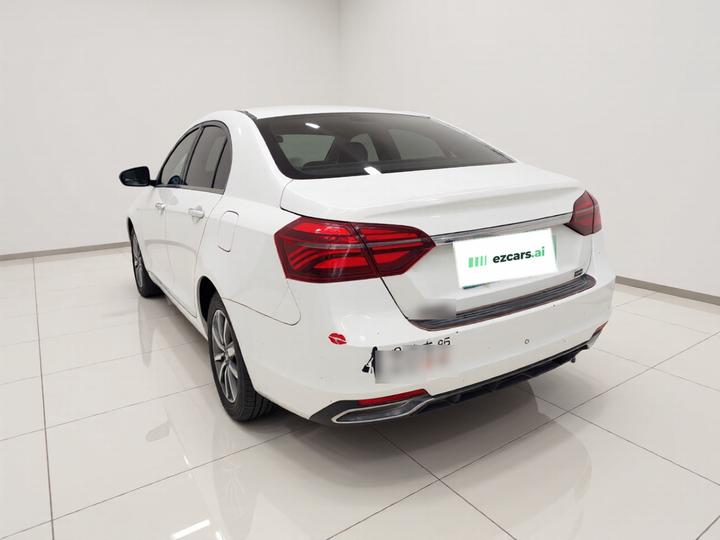 Emgrand 2019 1.5L CVT China VI photo 4