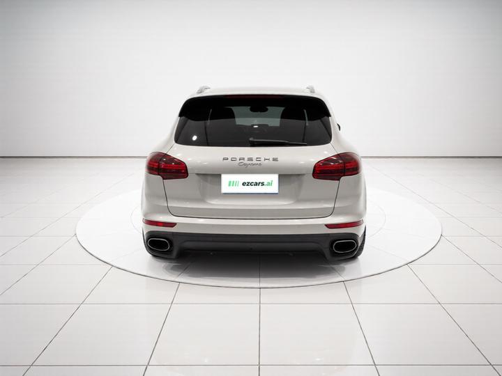 2016 Cayenne 3.0T photo 5