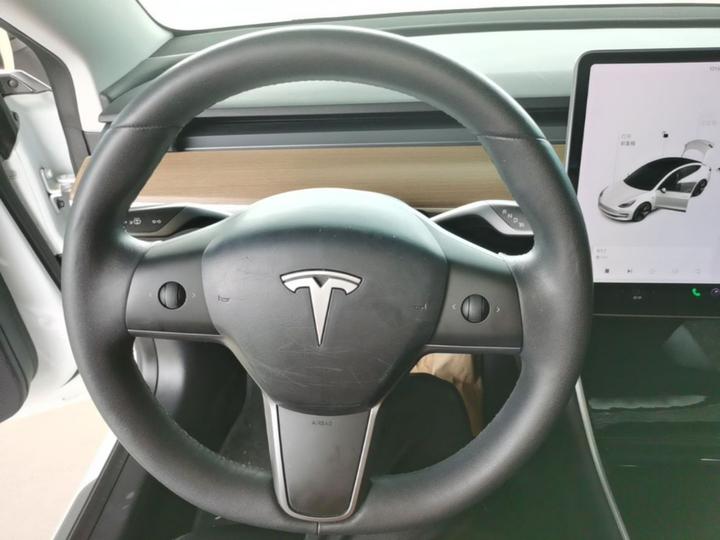 Model 3 2019 Standard Range RWD Upgraded photo 3