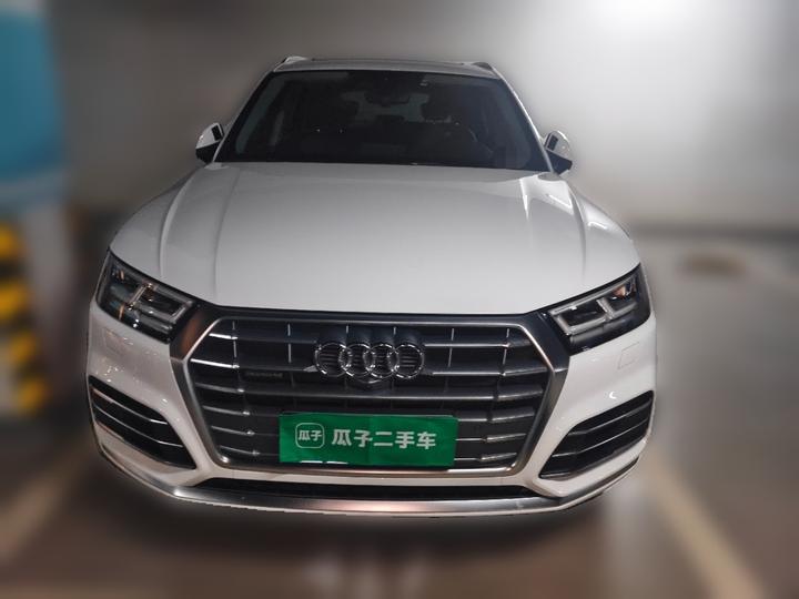 Q5L 2020 45 TFSI Exclusive Fashion photo 2