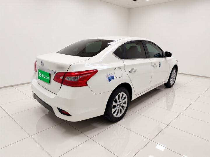 Sylphy 2024 Classic 1.6XE CVT Comfort photo 6