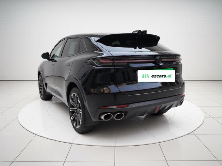 UNI-K 2021 2.0T Premium photo 4
