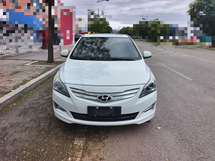 Verna 2014 1.4L MT TOP photo 2