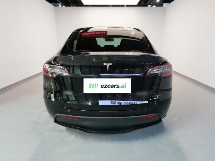 Model Y 2021 Standard Range RWD photo 3
