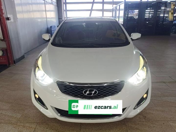 Elantra 2016 1.6L AT Premium photo 2