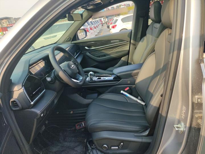 Xingyue L 2024 2.0TD DCT EVO RWD photo 6