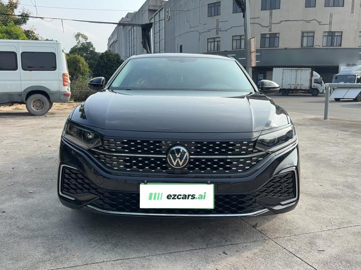 Passat 2023 Facelift 330TSI Elite photo 2