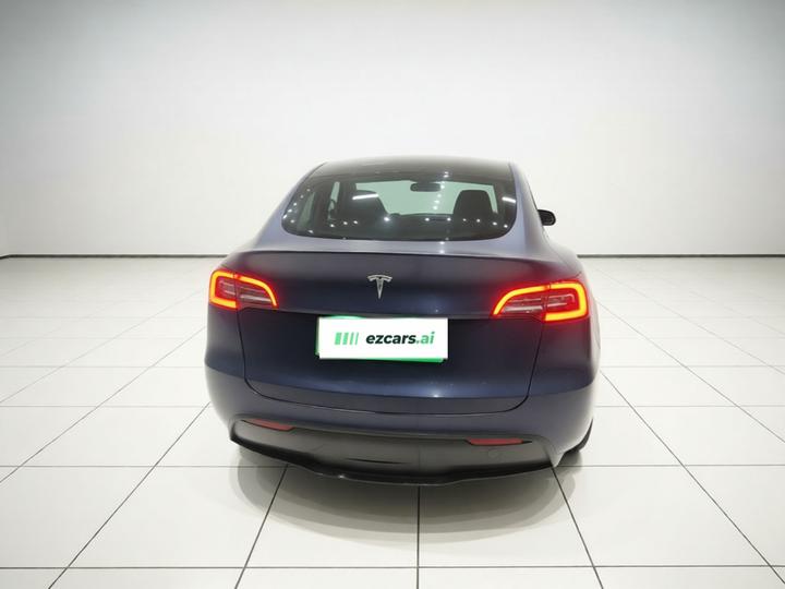 Model Y 2022 RWD photo 3