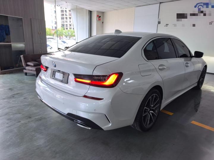 3 Series 2022 Facelift 320Li M Sport Package photo 4