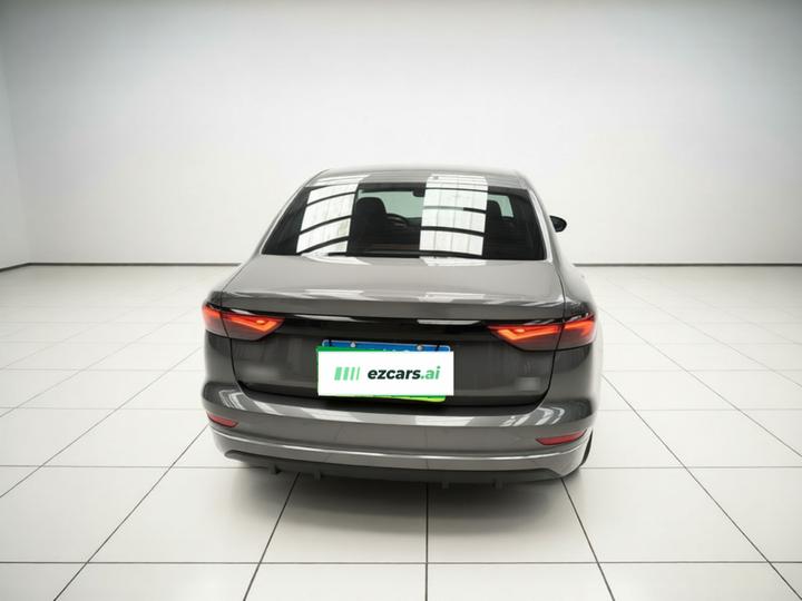 Emgrand 2025 4 1.5L CVT photo 3