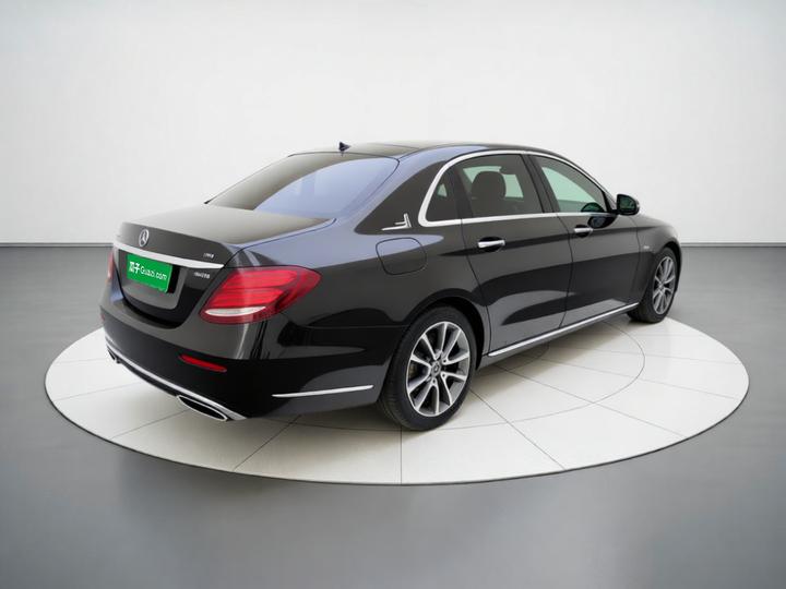 E-Class 2017 E 300 L Luxury photo 6