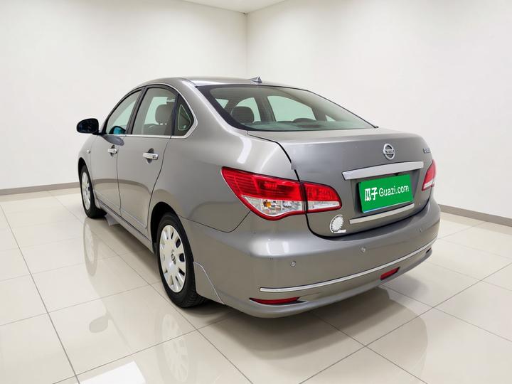 Sylphy 2012 Classic 1.6XE AT Comfort photo 4