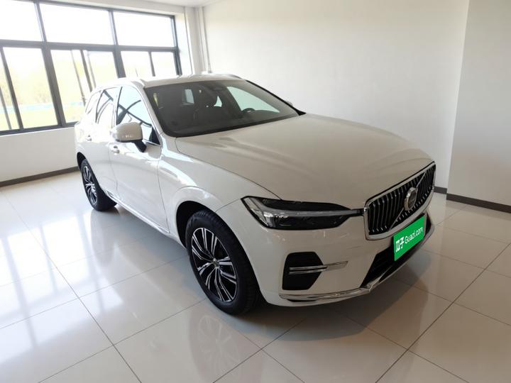 XC60 2022 B5 AWD Luxury photo 3