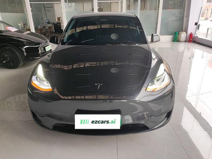 Model Y 2024 RWD photo 2