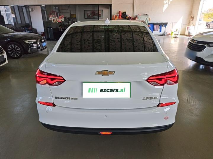 Cruze 2020 320 AT photo 5