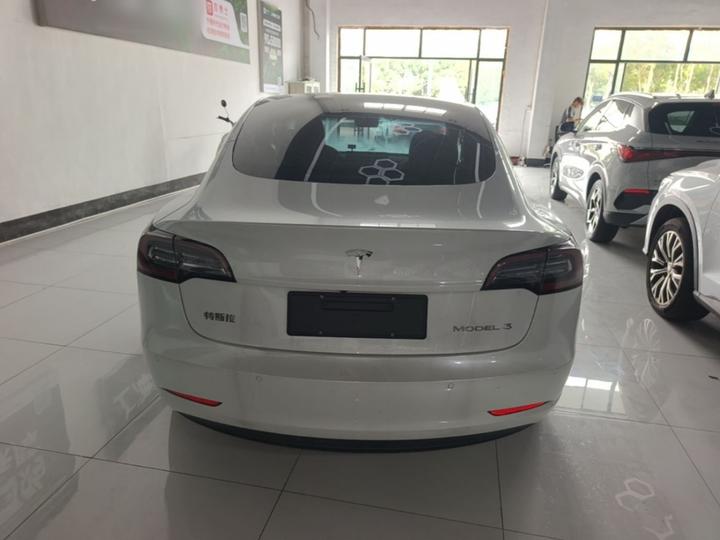 Model 3 2019 Standard Range RWD Upgraded photo 3