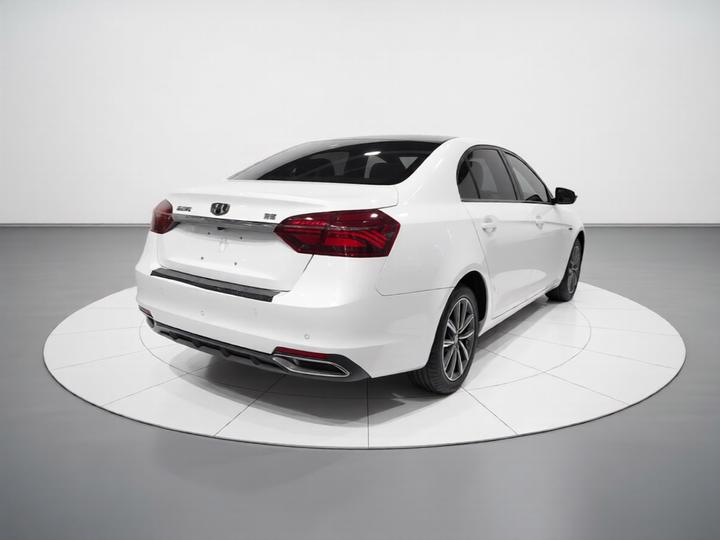 Emgrand 2018 1.5L CVT photo 4