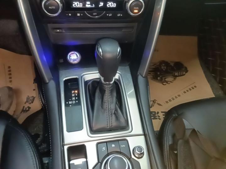 CX-4 2018 2.0L AT RWD Explorer China V photo 8