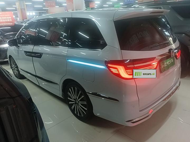 Elysion 2024 2.0L e:HEV Luxury photo 4