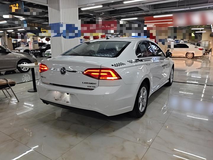 Lamando 2017 230TSI DSG photo 6