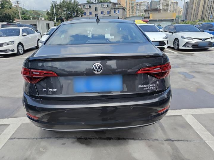 Sagitar 2021 280TSI DSG Comfort Connected photo 3