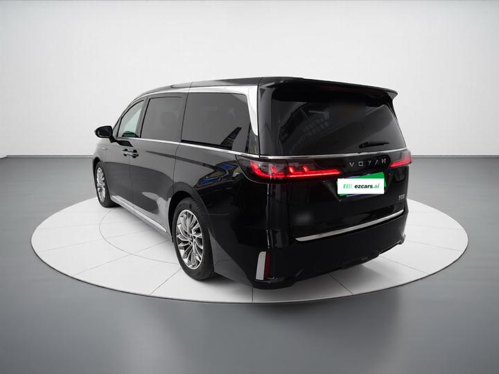 Voyah Dreamer 2024 PHEV Extended Range Flagship photo 4