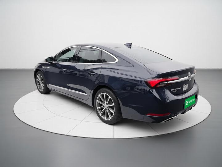 LaCrosse 2021 652T Luxury photo 4