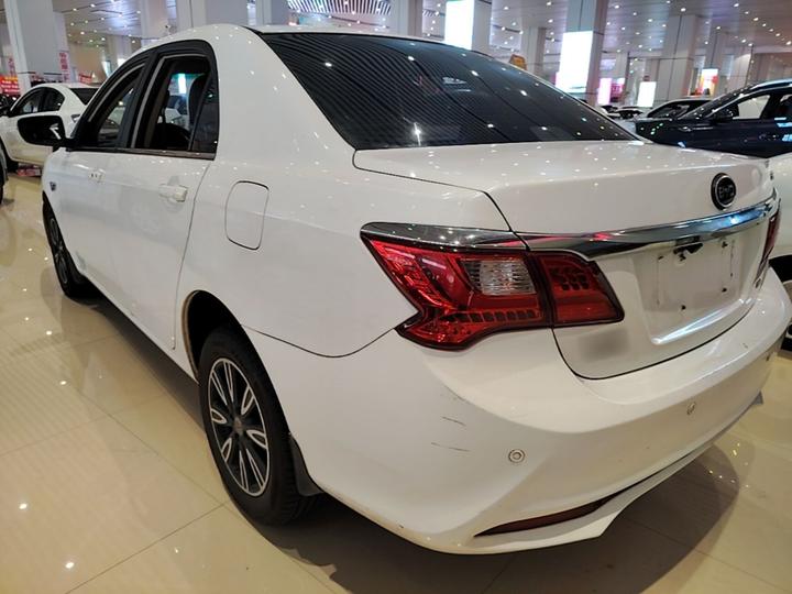 F3 2016 1.5L MT Luxury photo 4