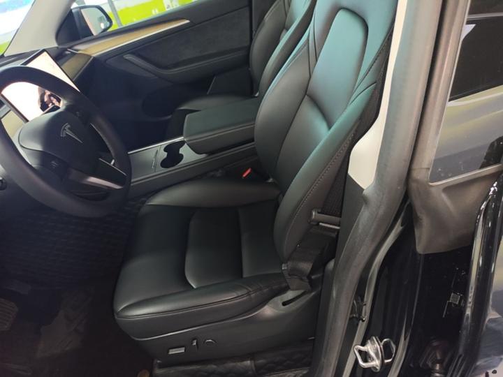 Model Y 2022 RWD photo 6