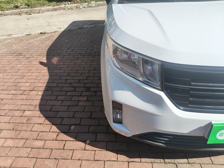 Wuling Hongguang PLUS 2019 1.5T MT Comfort 7-Seater photo 7